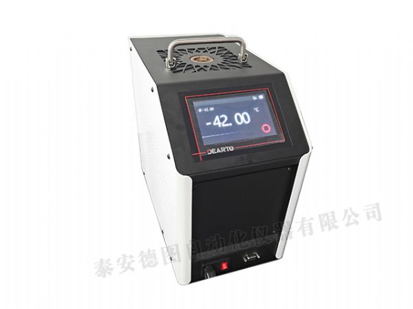 DTG-U42型 超低溫智能干體爐(-42℃-150℃)
